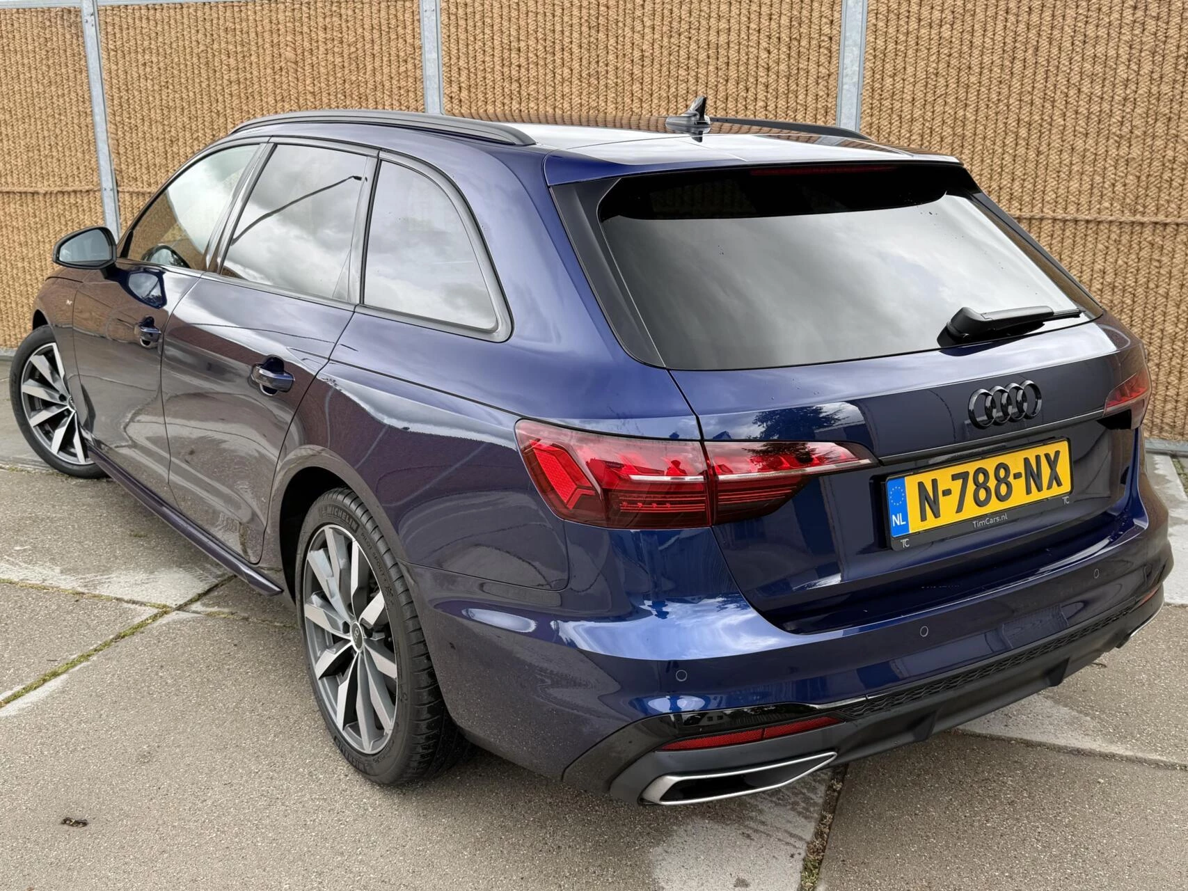Hoofdafbeelding Audi A4