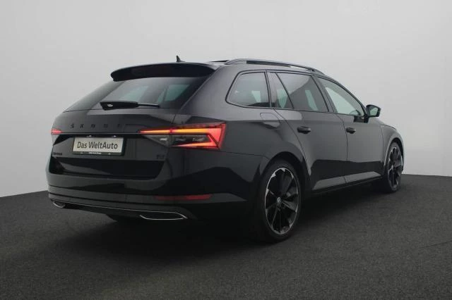 Hoofdafbeelding Škoda Superb