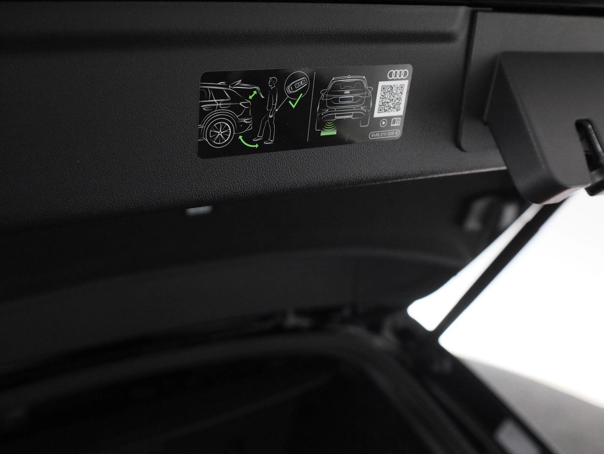 Hoofdafbeelding Audi A6 Avant e-tron