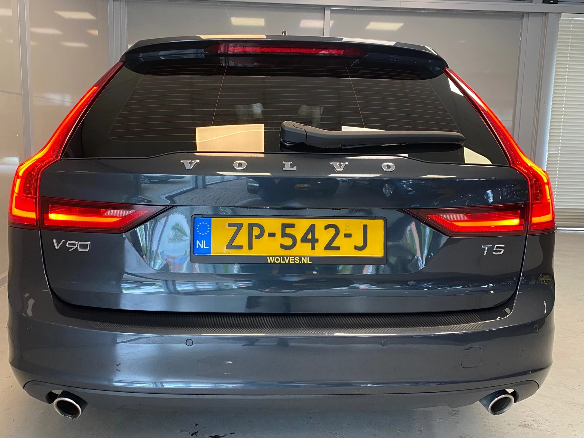 Hoofdafbeelding Volvo V90