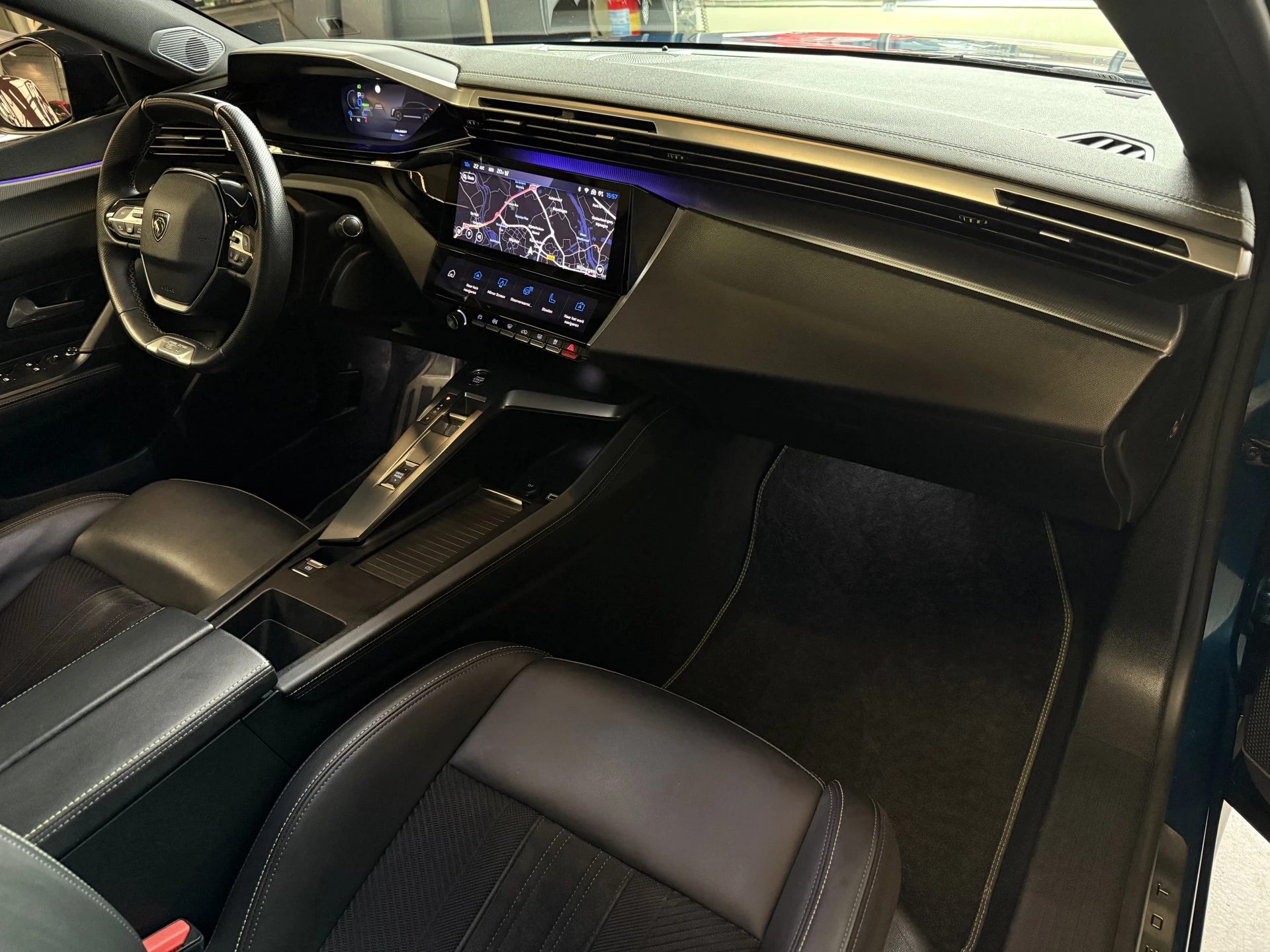 Hoofdafbeelding Peugeot 408