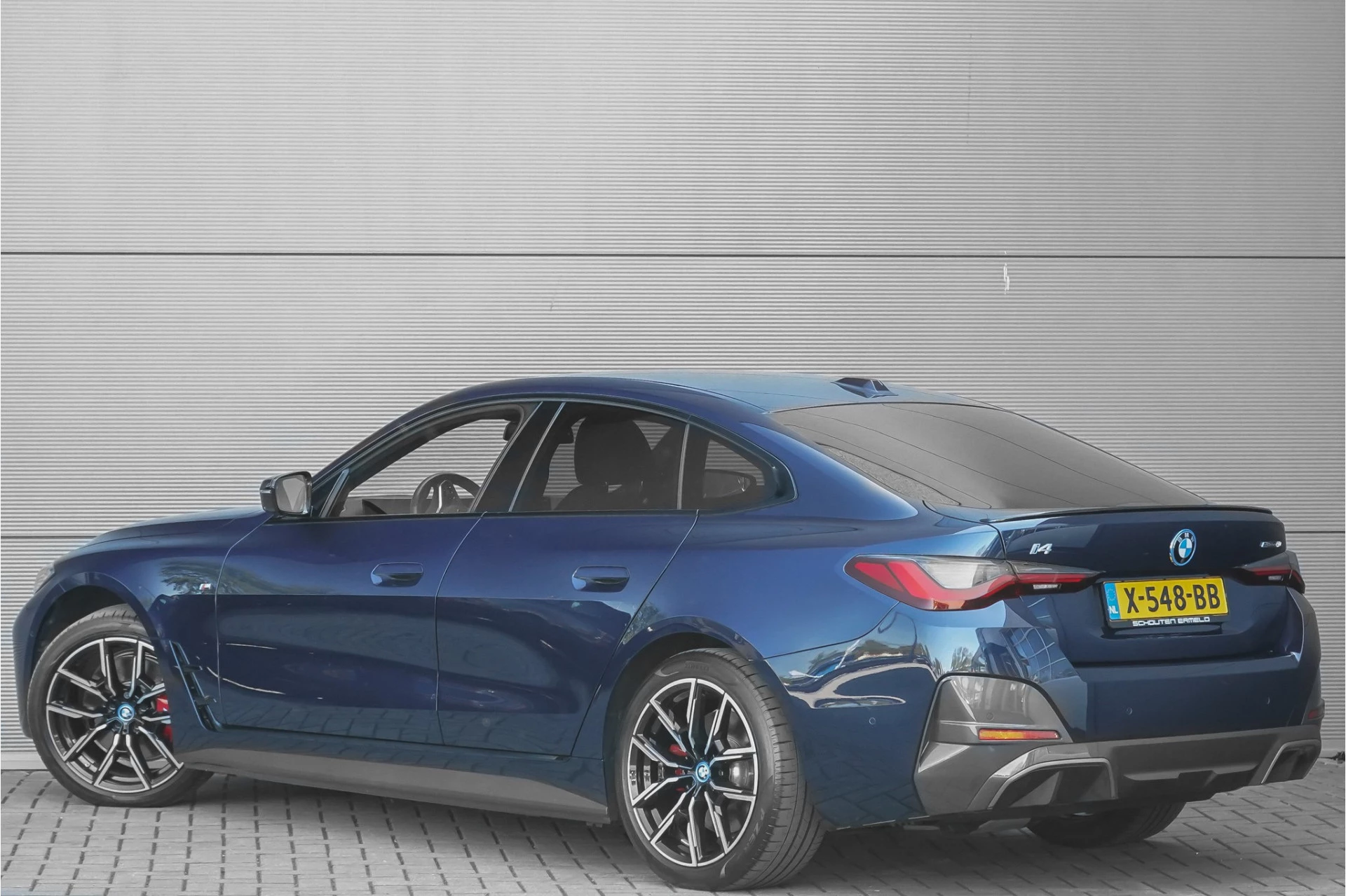 Hoofdafbeelding BMW i4