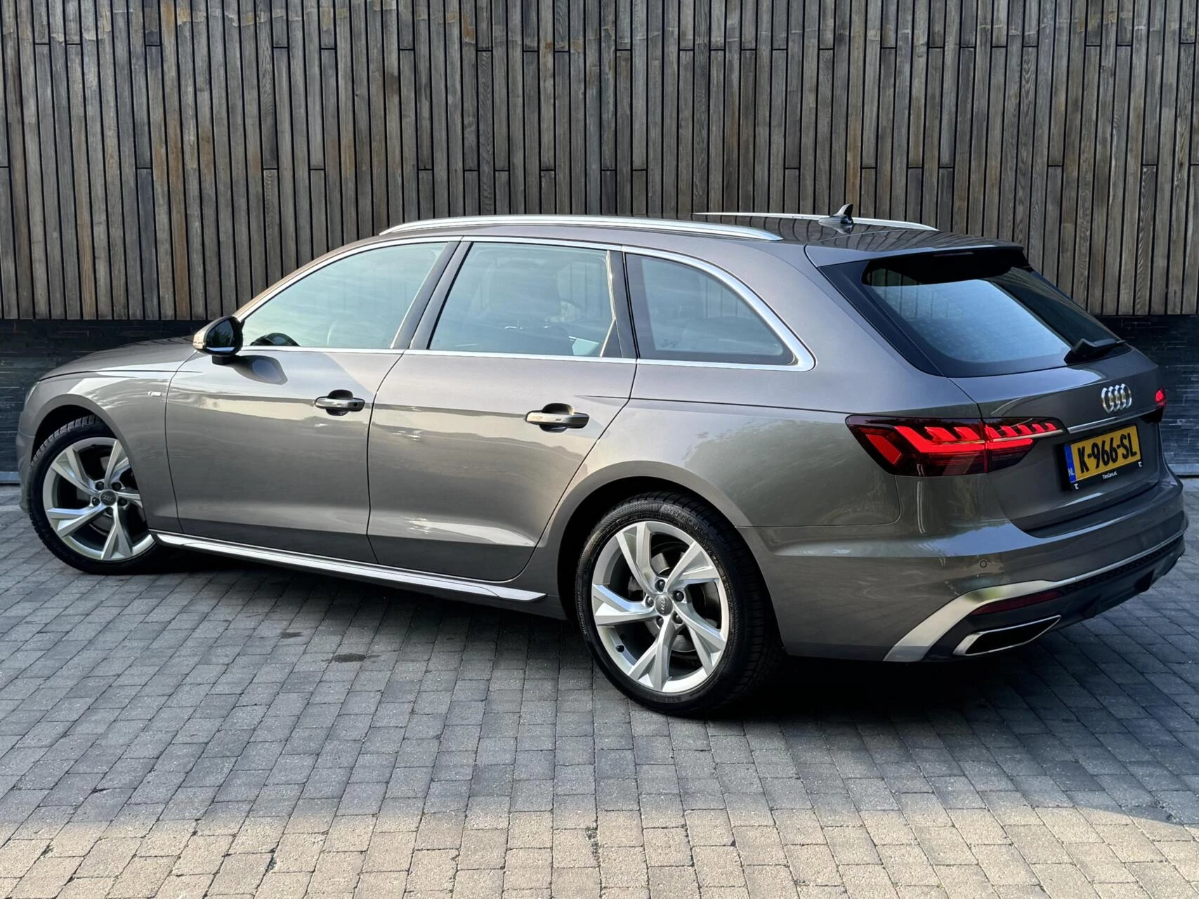 Hoofdafbeelding Audi A4