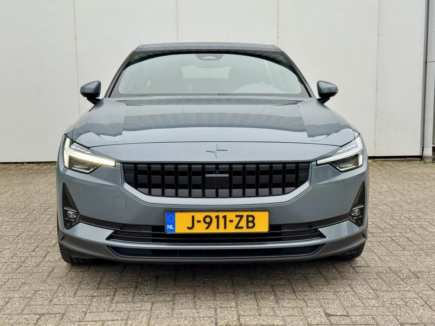 Hoofdafbeelding Polestar 2