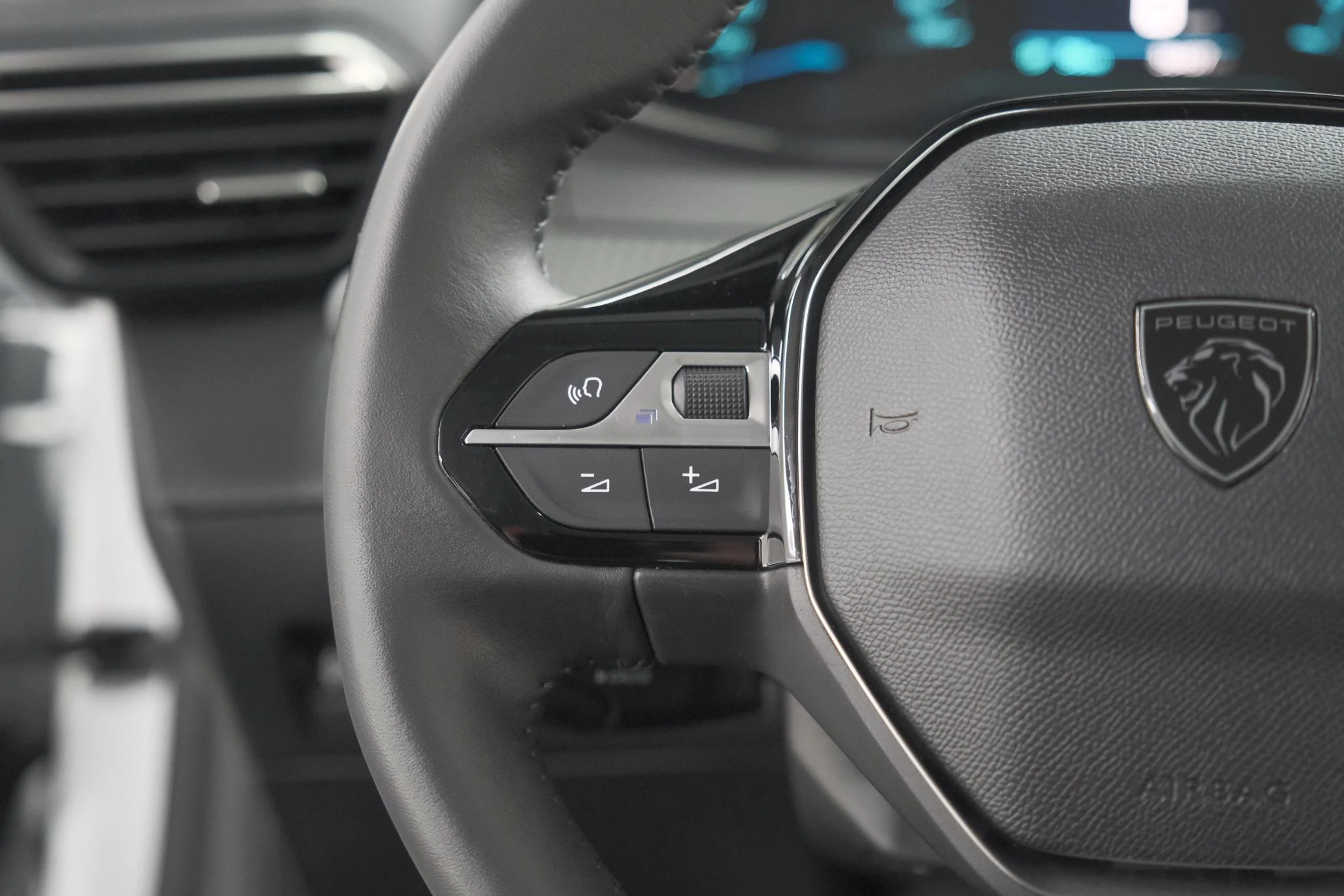 Hoofdafbeelding Peugeot e-208