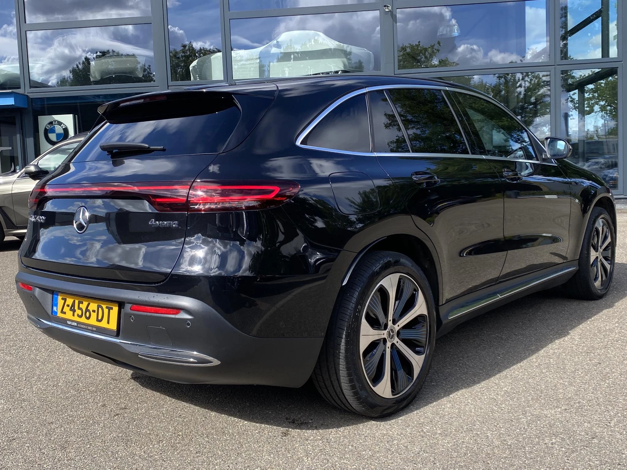 Hoofdafbeelding Mercedes-Benz EQC
