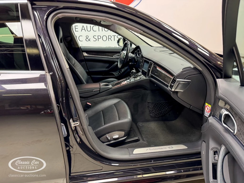 Hoofdafbeelding Porsche Panamera