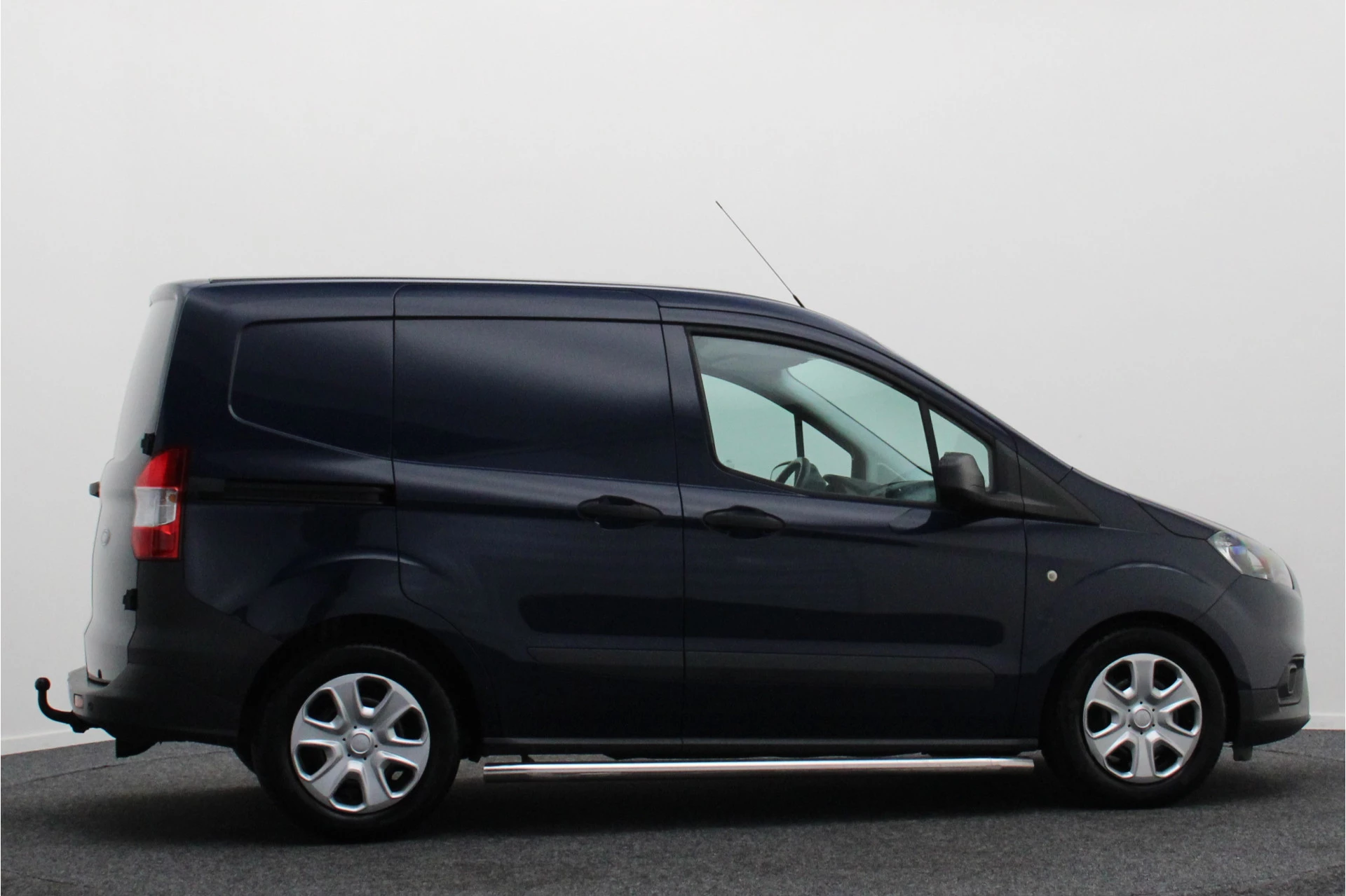 Hoofdafbeelding Ford Transit Courier