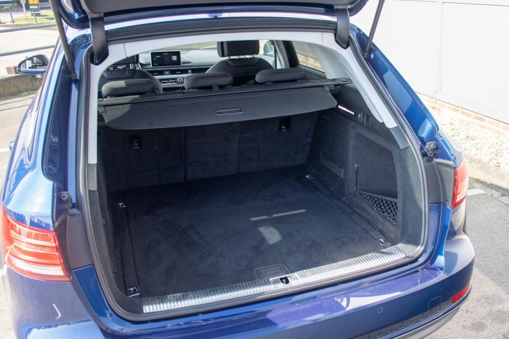 Hoofdafbeelding Audi A4