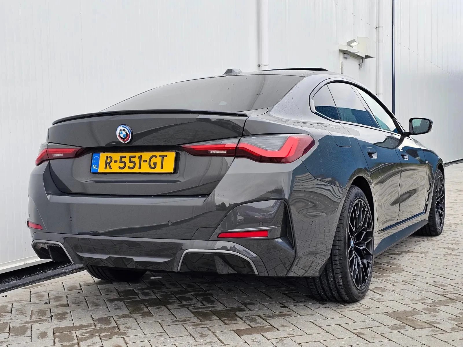 Hoofdafbeelding BMW i4