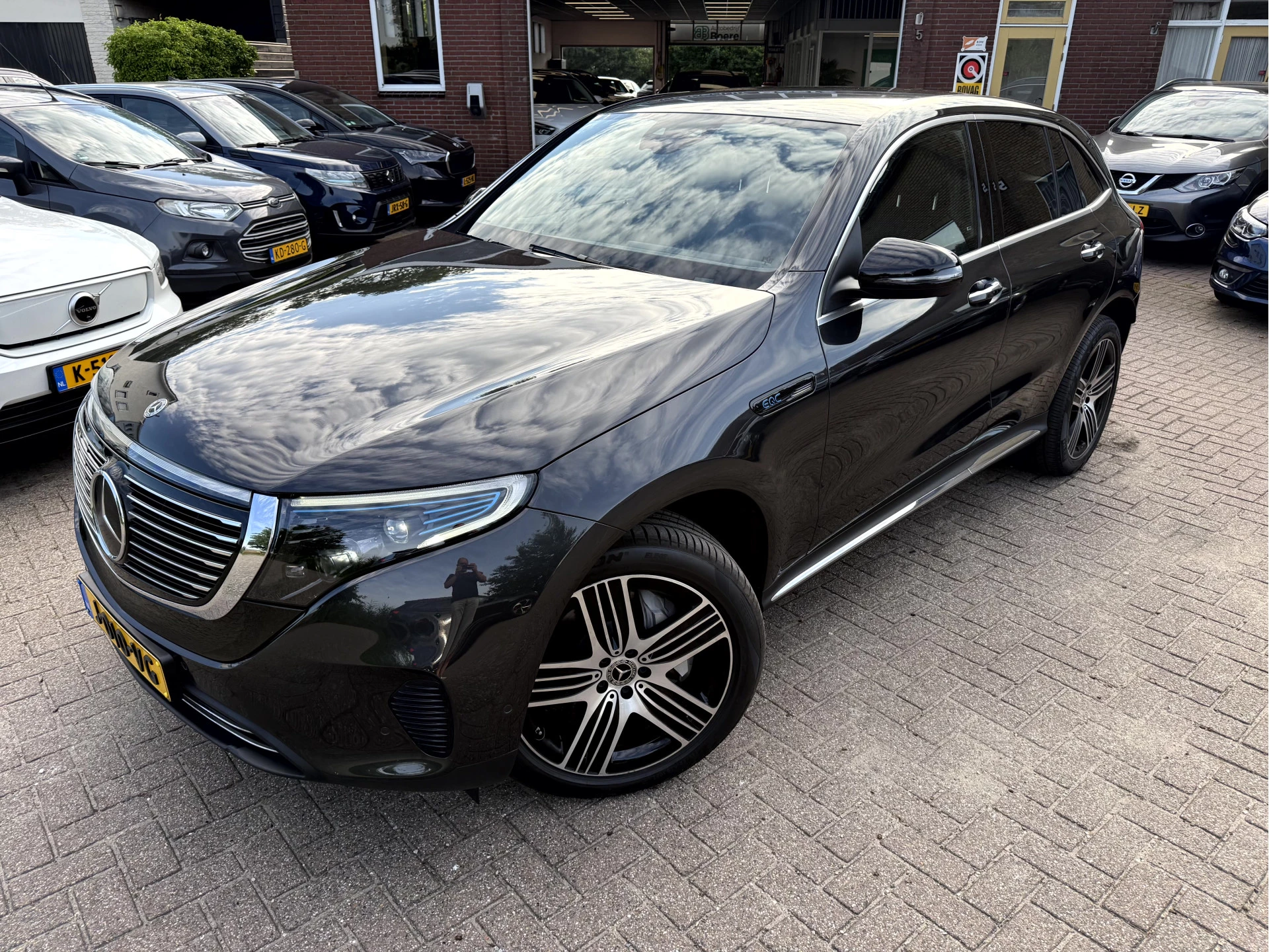 Hoofdafbeelding Mercedes-Benz EQC