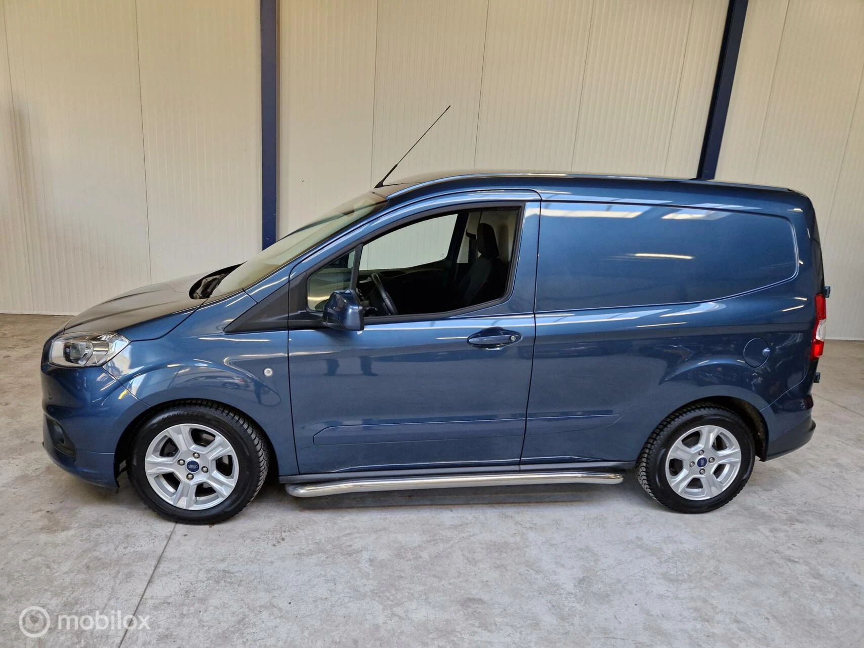 Hoofdafbeelding Ford Transit Courier