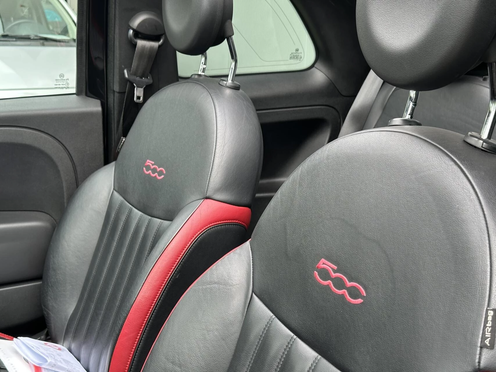 Hoofdafbeelding Fiat 500C