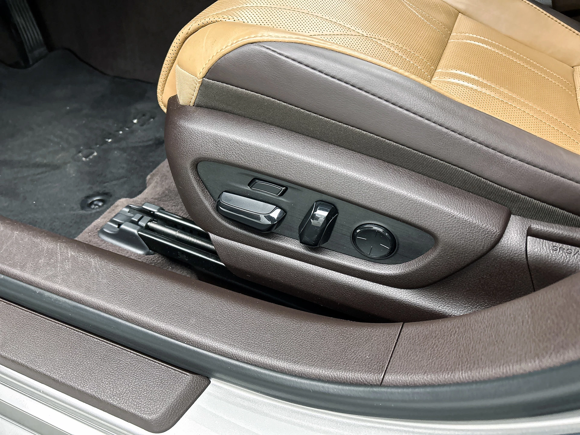 Hoofdafbeelding Lexus ES