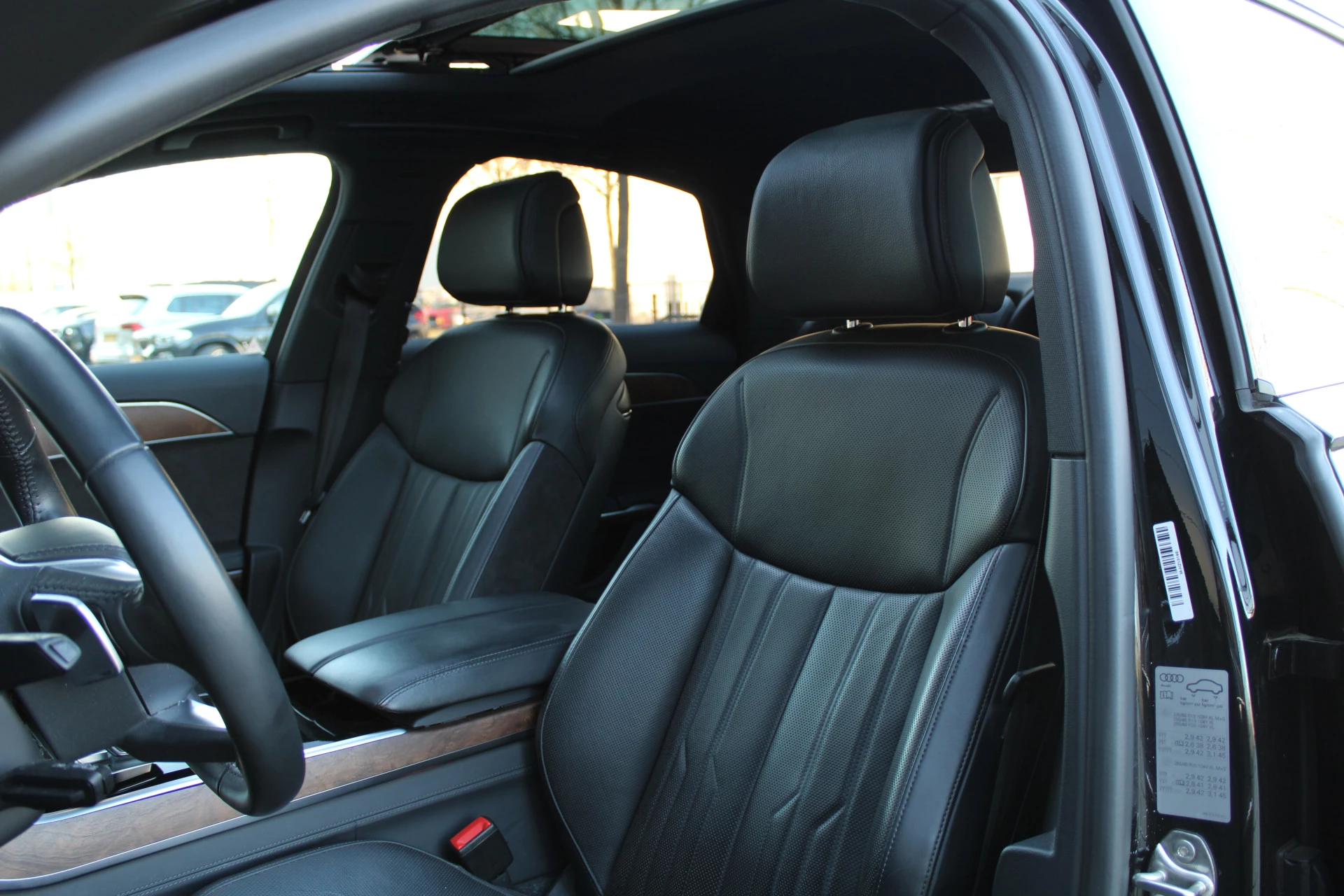 Hoofdafbeelding Audi A8