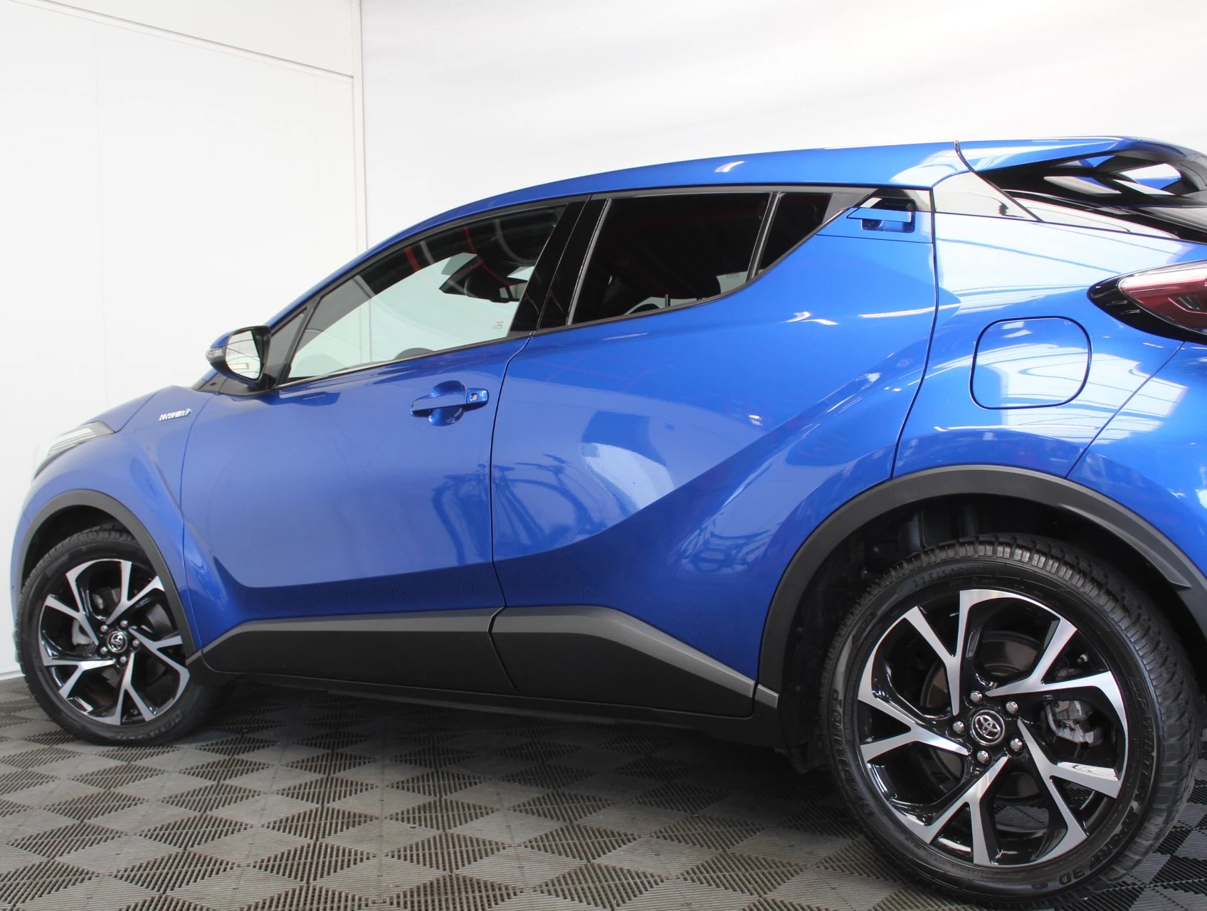 Hoofdafbeelding Toyota C-HR