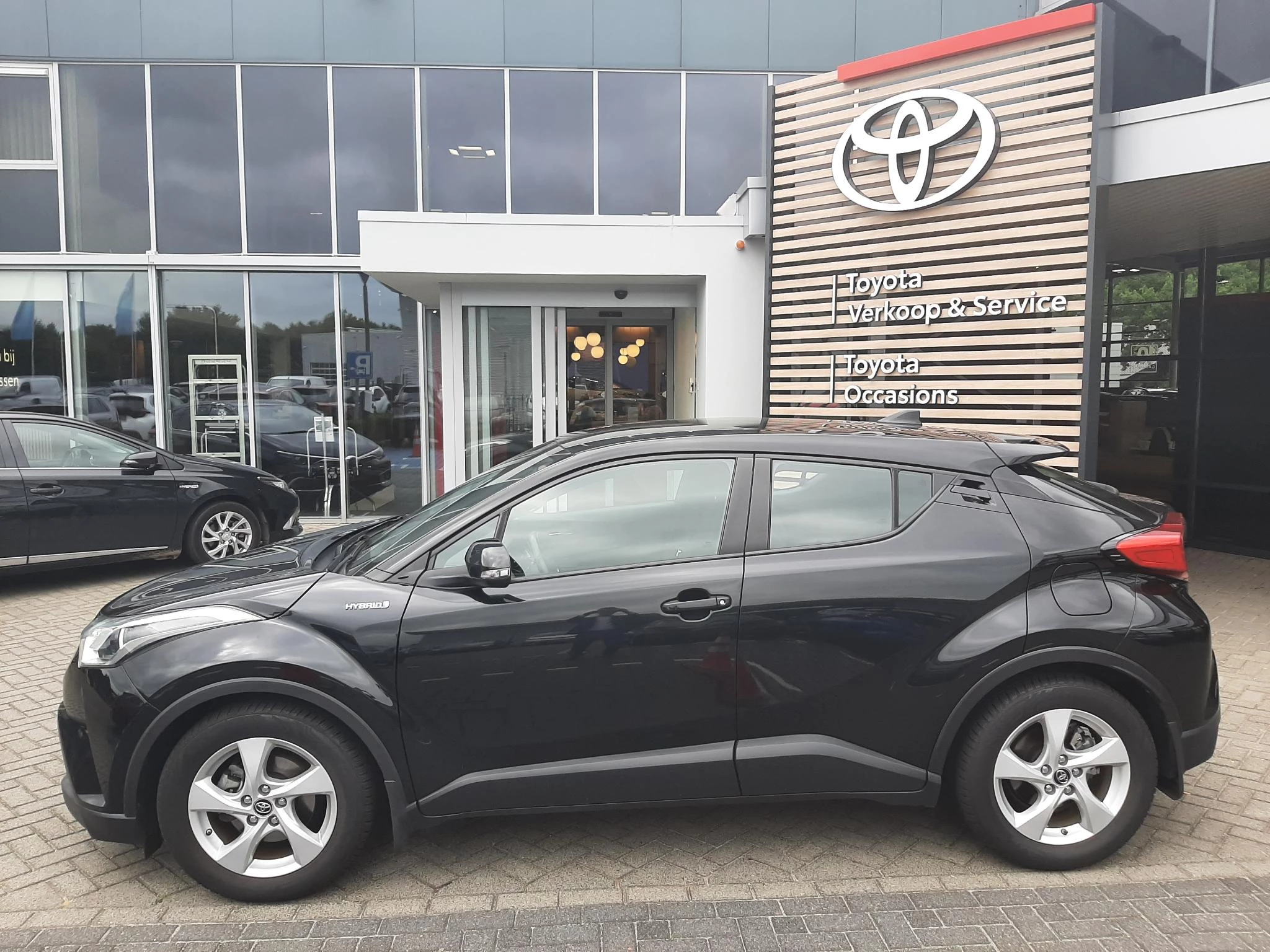 Hoofdafbeelding Toyota C-HR