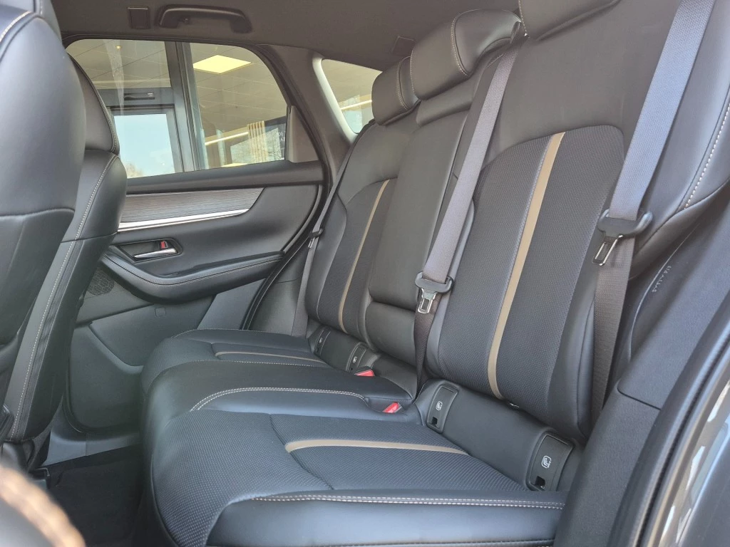 Hoofdafbeelding Mazda CX-60