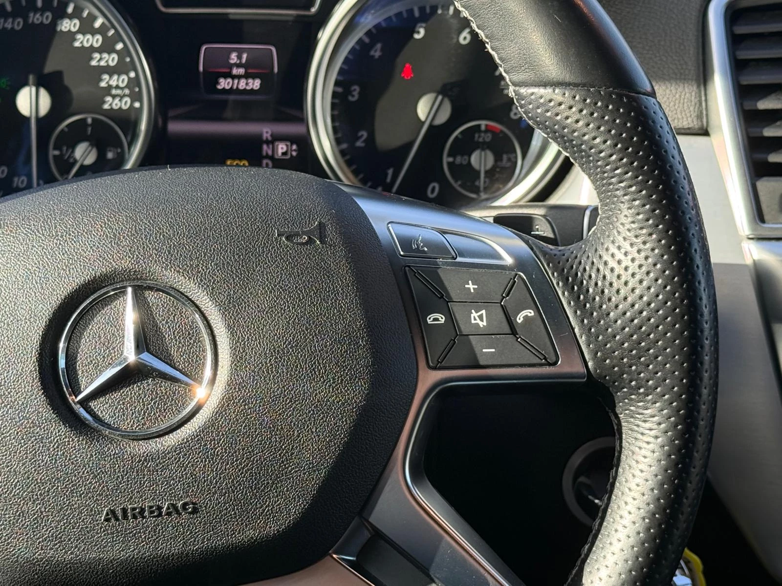 Hoofdafbeelding Mercedes-Benz M-Klasse