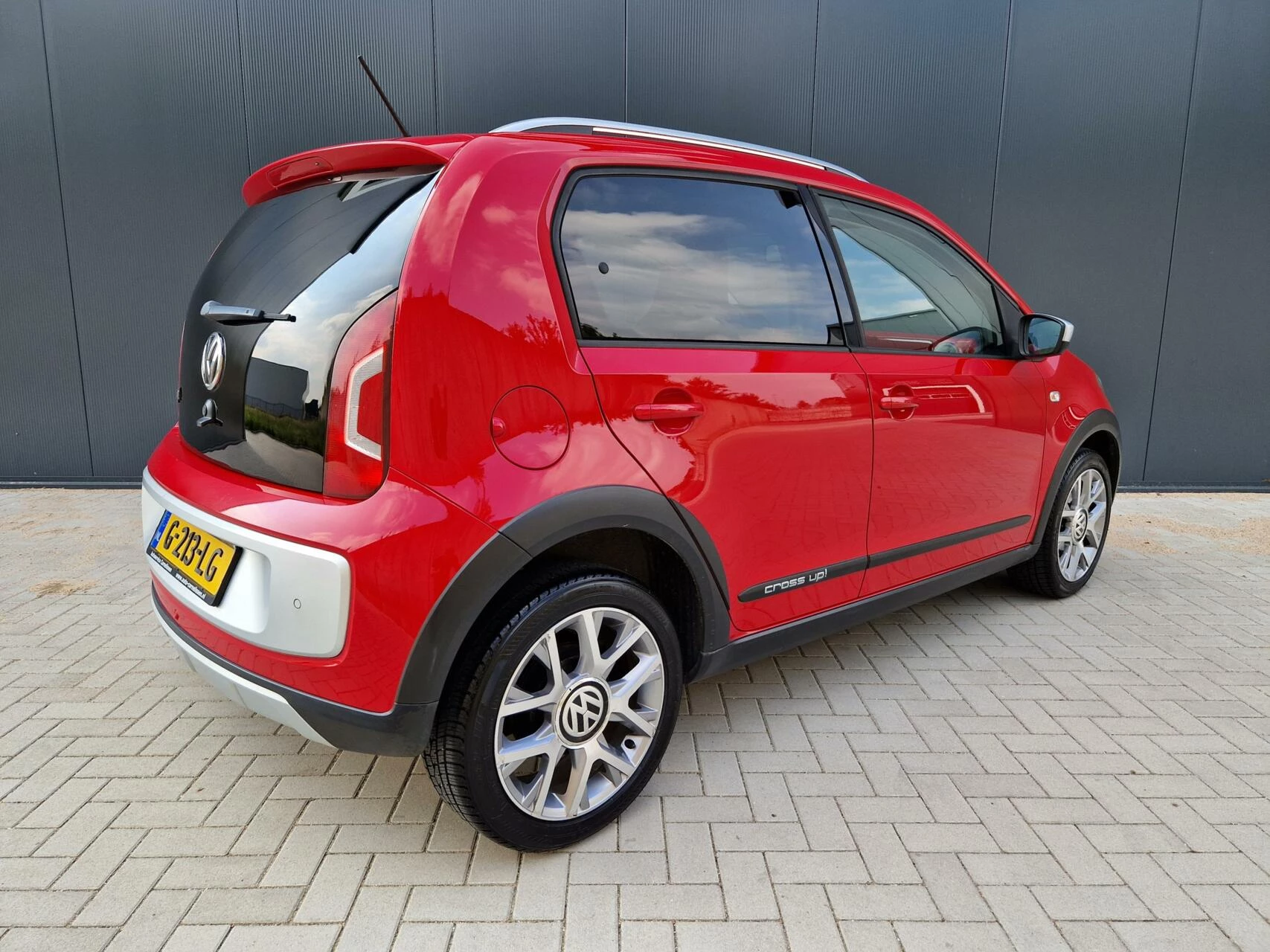 Hoofdafbeelding Volkswagen up!