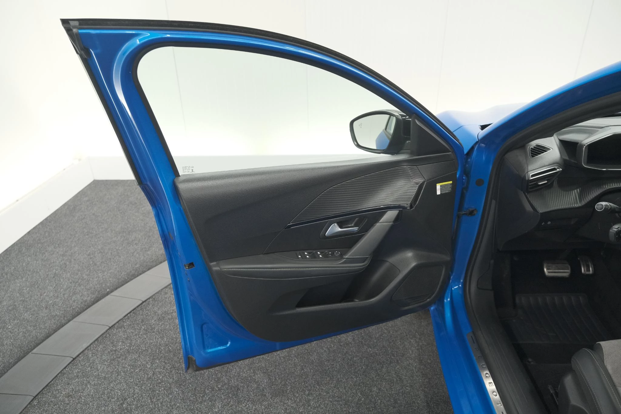 Hoofdafbeelding Peugeot e-208