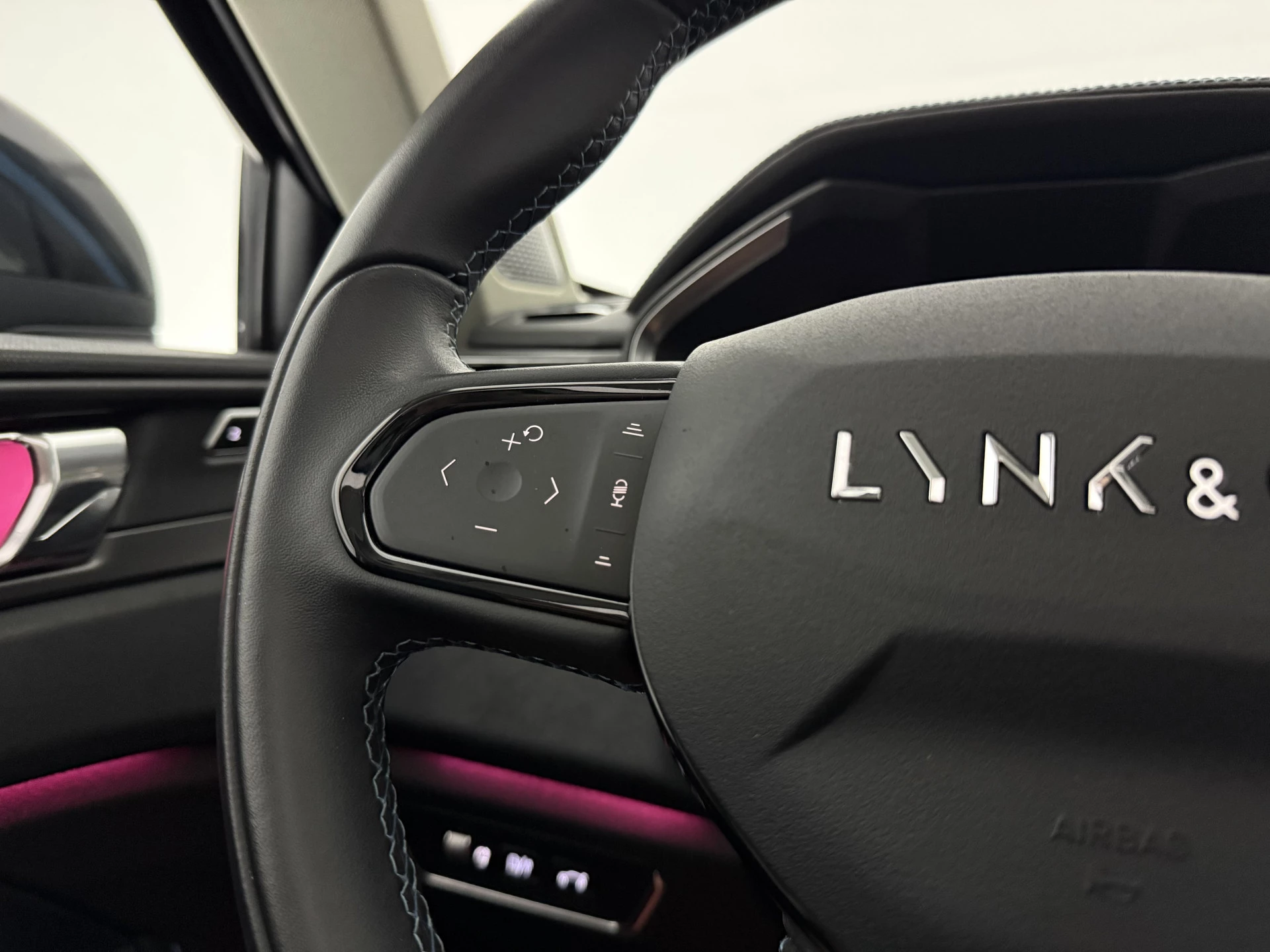 Hoofdafbeelding Lynk & Co 01
