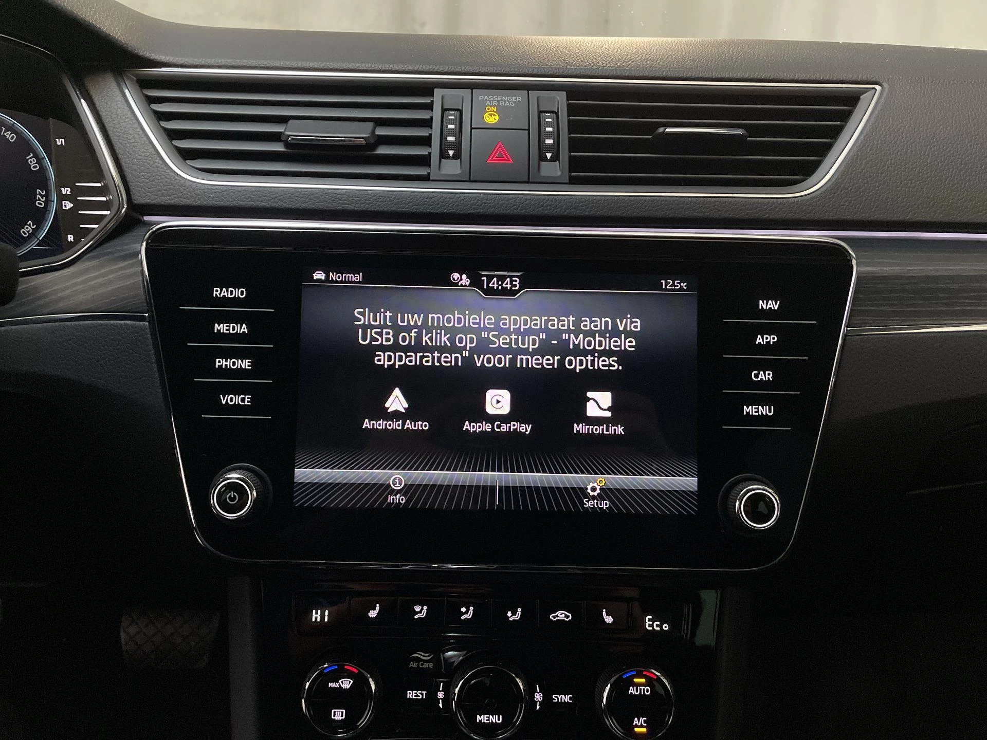 Hoofdafbeelding Škoda Superb