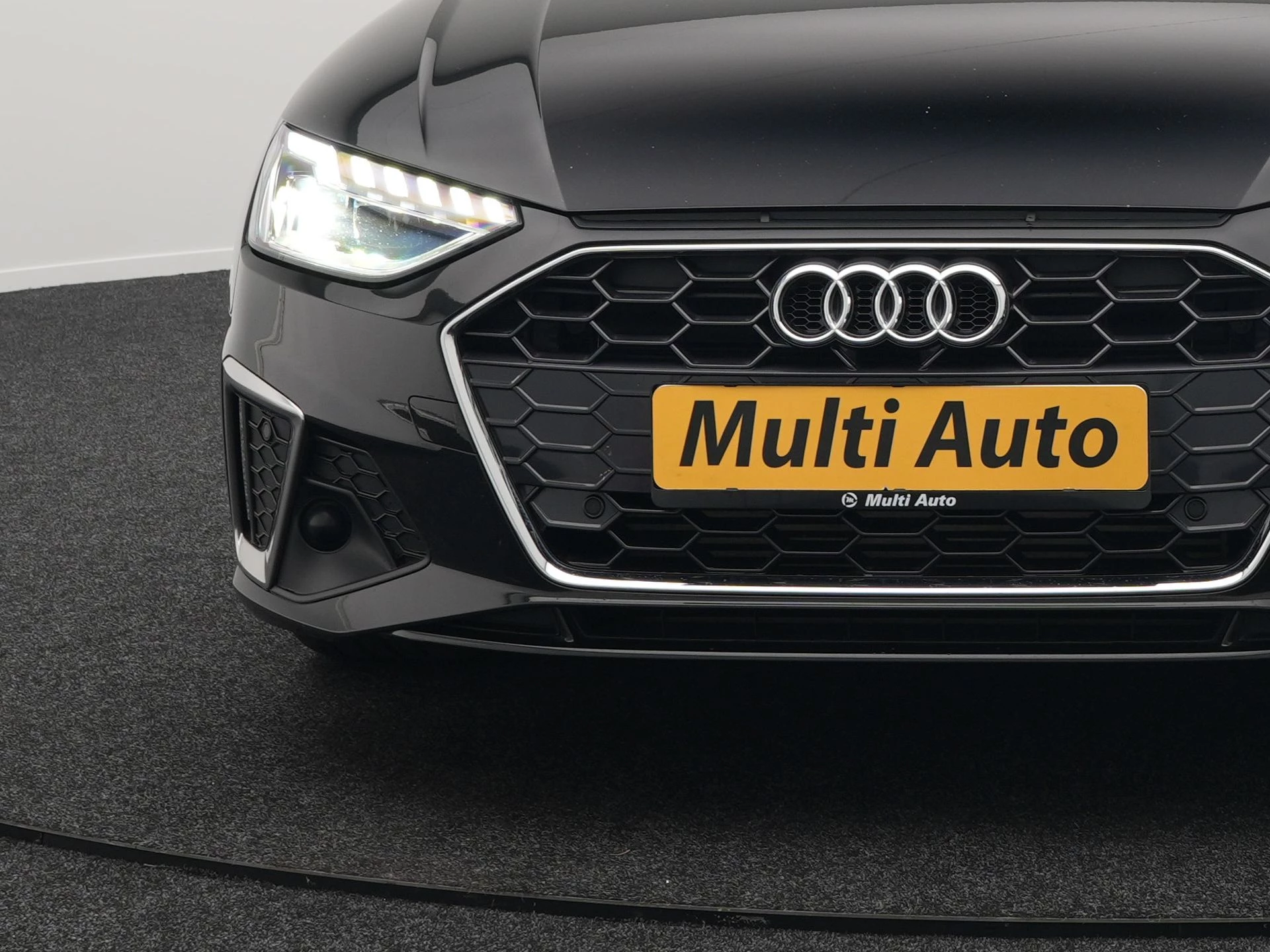 Hoofdafbeelding Audi A4