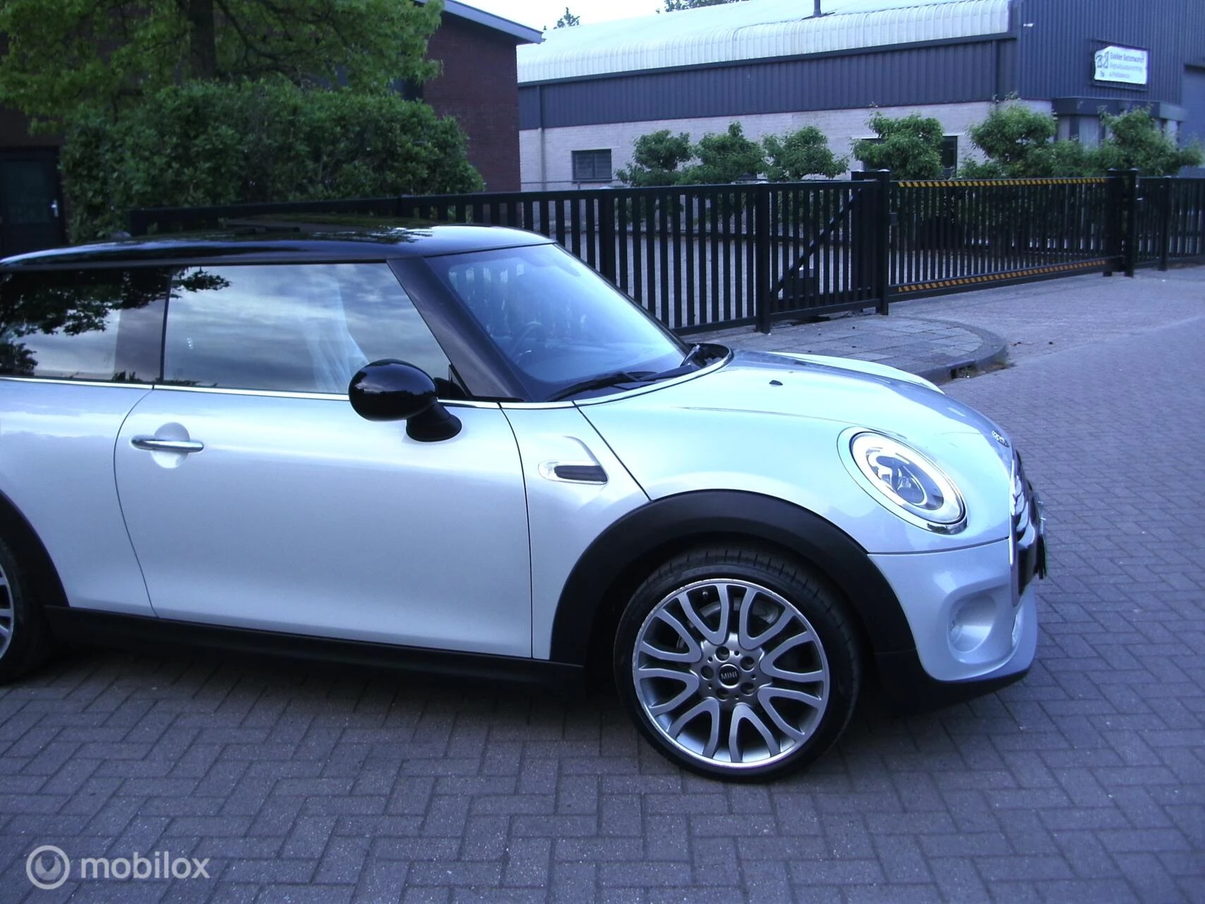 Hoofdafbeelding MINI One