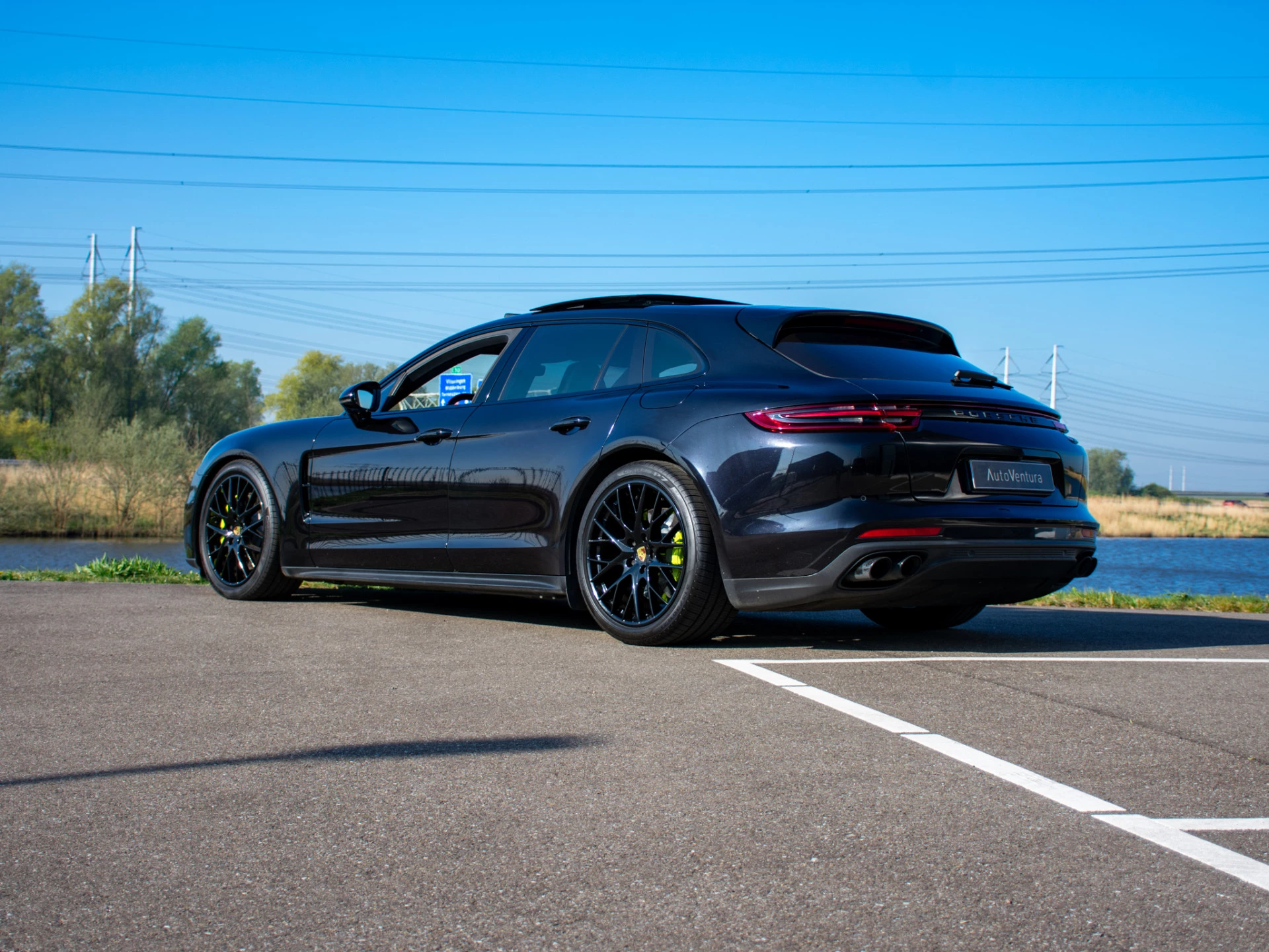 Hoofdafbeelding Porsche Panamera