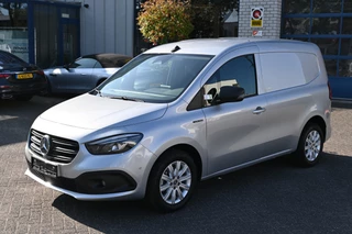 Mercedes-Benz eCitan 112 L1 Pro 51 kWh MBUX, LED, Trekhaak, Etc. AC laden 22kW/DC laden 75kW
