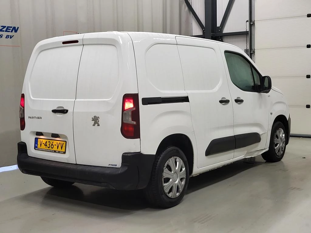 Hoofdafbeelding Peugeot Partner