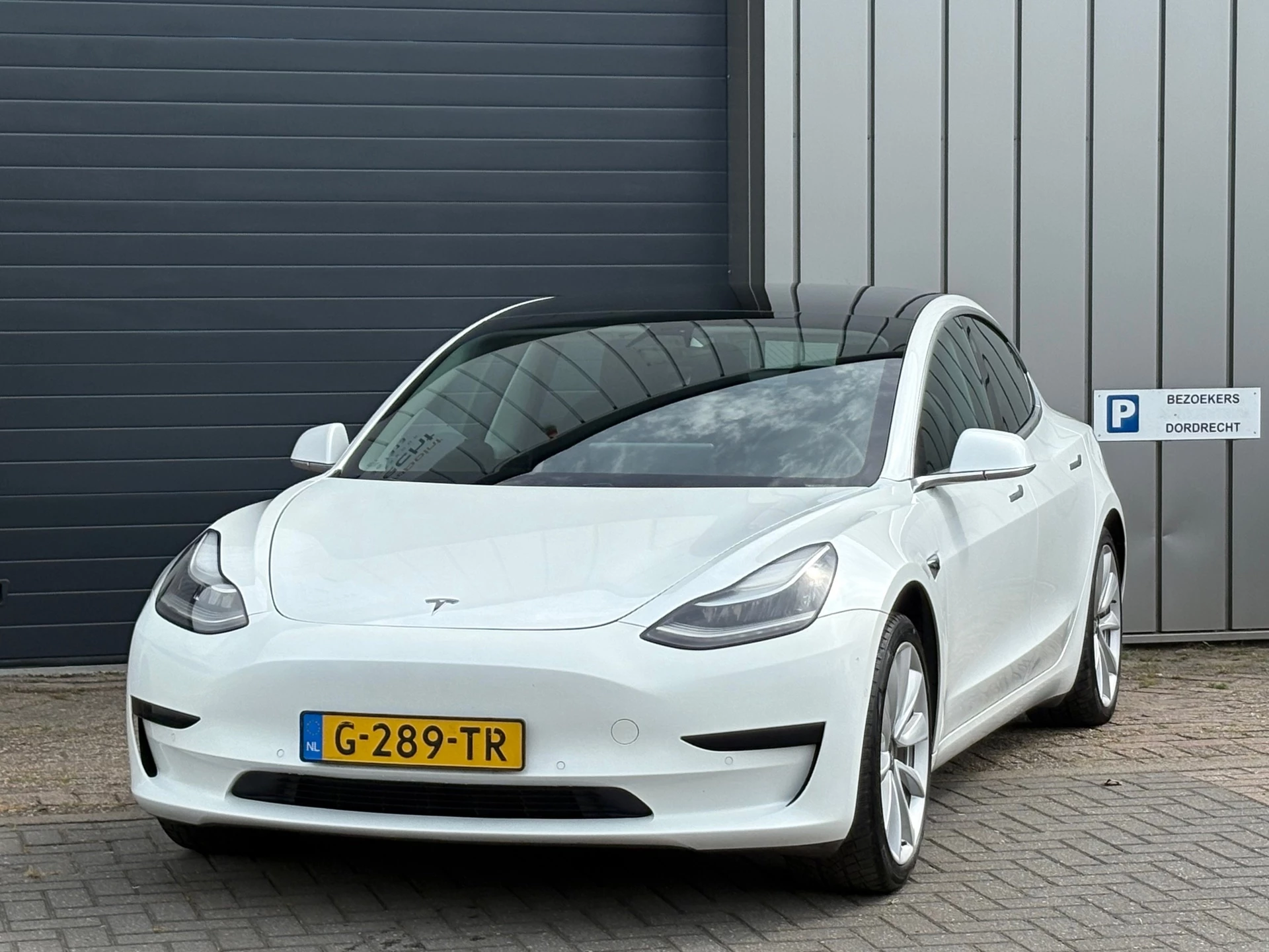 Hoofdafbeelding Tesla Model 3