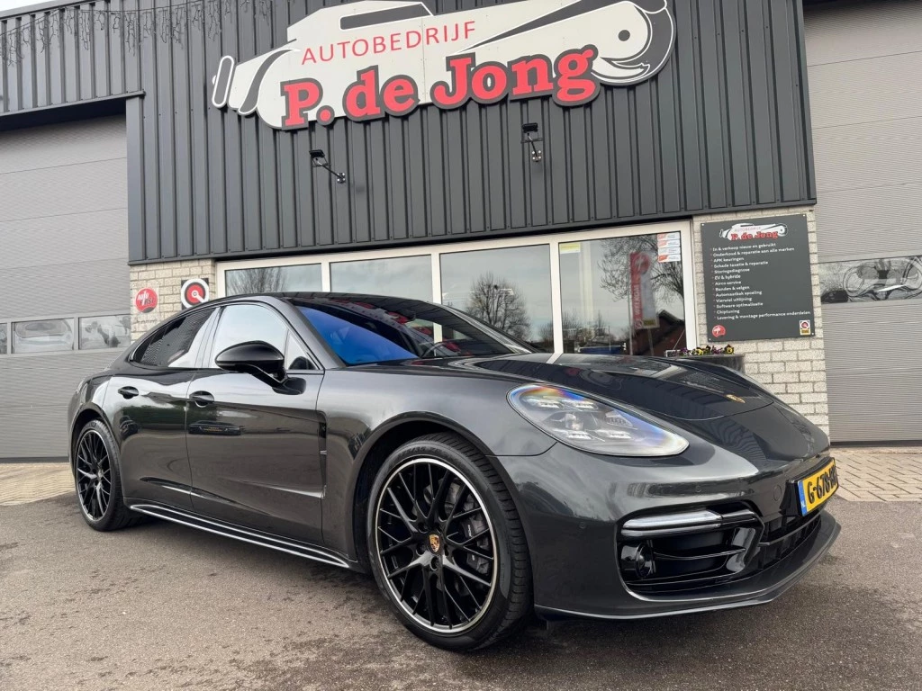 Hoofdafbeelding Porsche Panamera