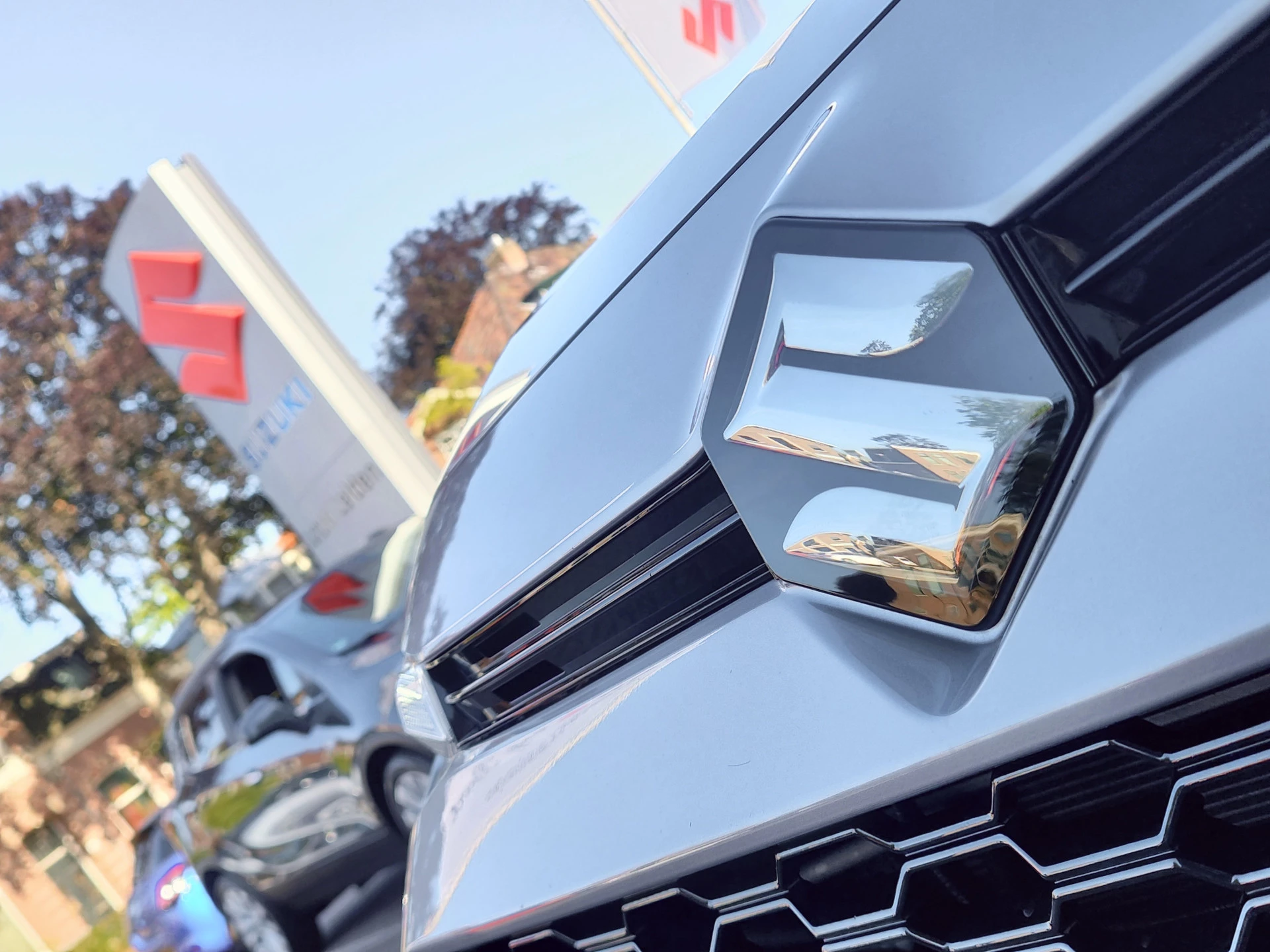 Hoofdafbeelding Suzuki Across