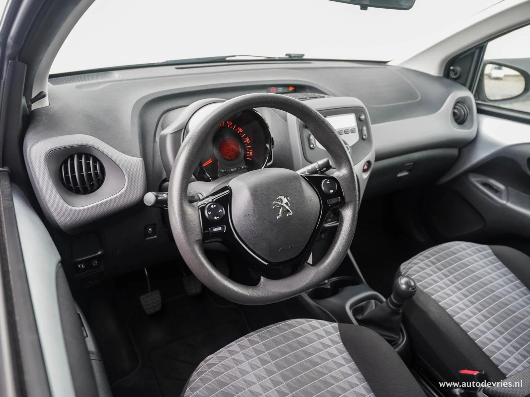 Hoofdafbeelding Peugeot 108