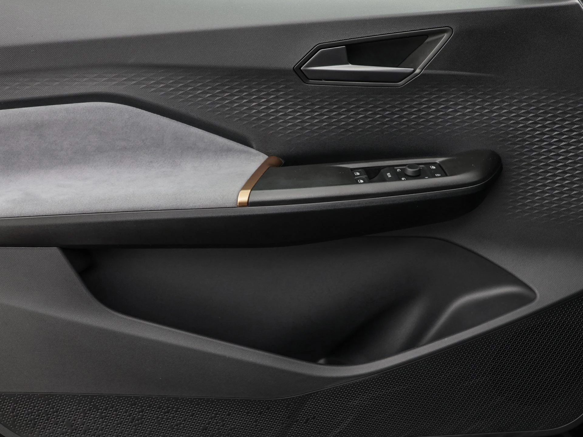 Hoofdafbeelding CUPRA Born