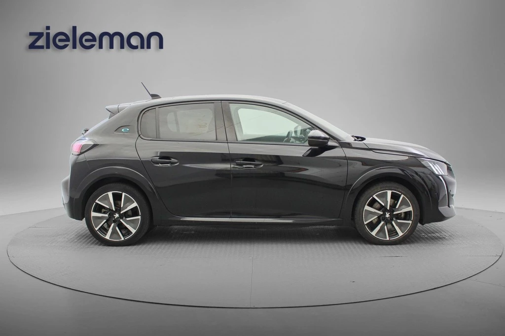 Hoofdafbeelding Peugeot e-208