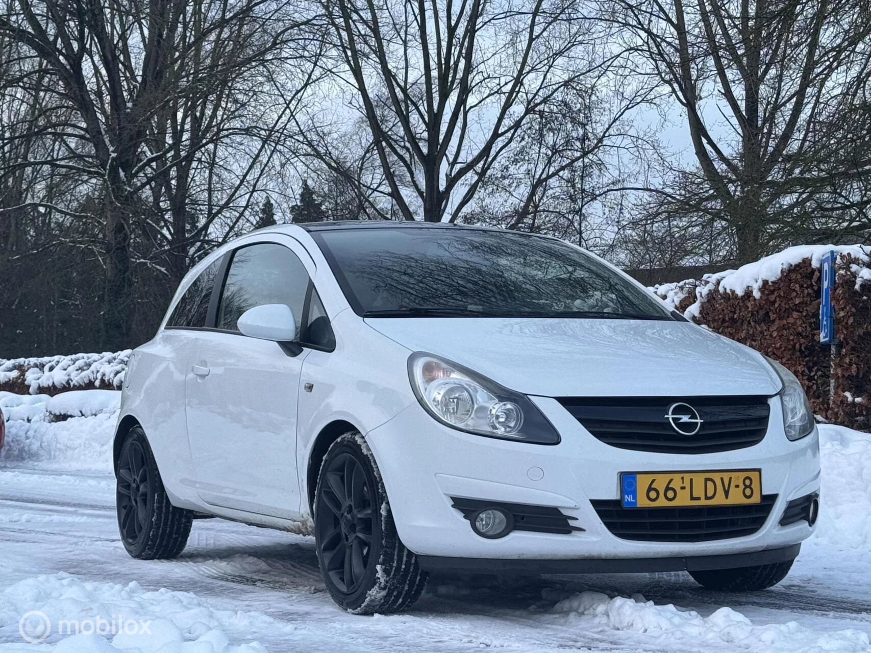 Hoofdafbeelding Opel Corsa