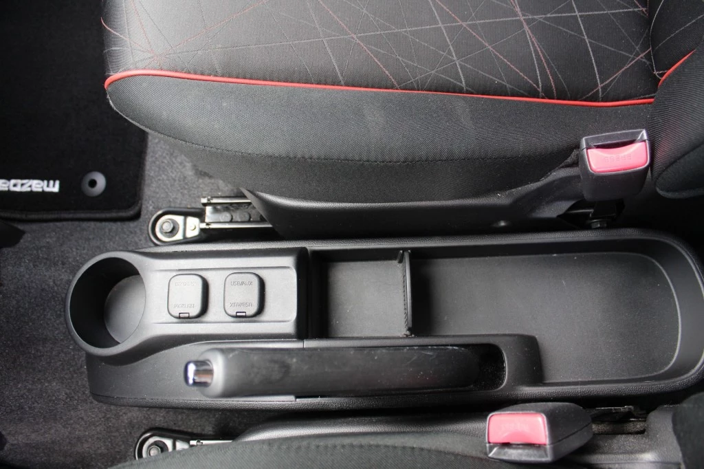 Hoofdafbeelding Mazda 2