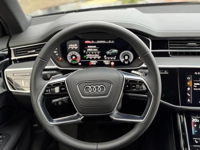 Hoofdafbeelding Audi A8