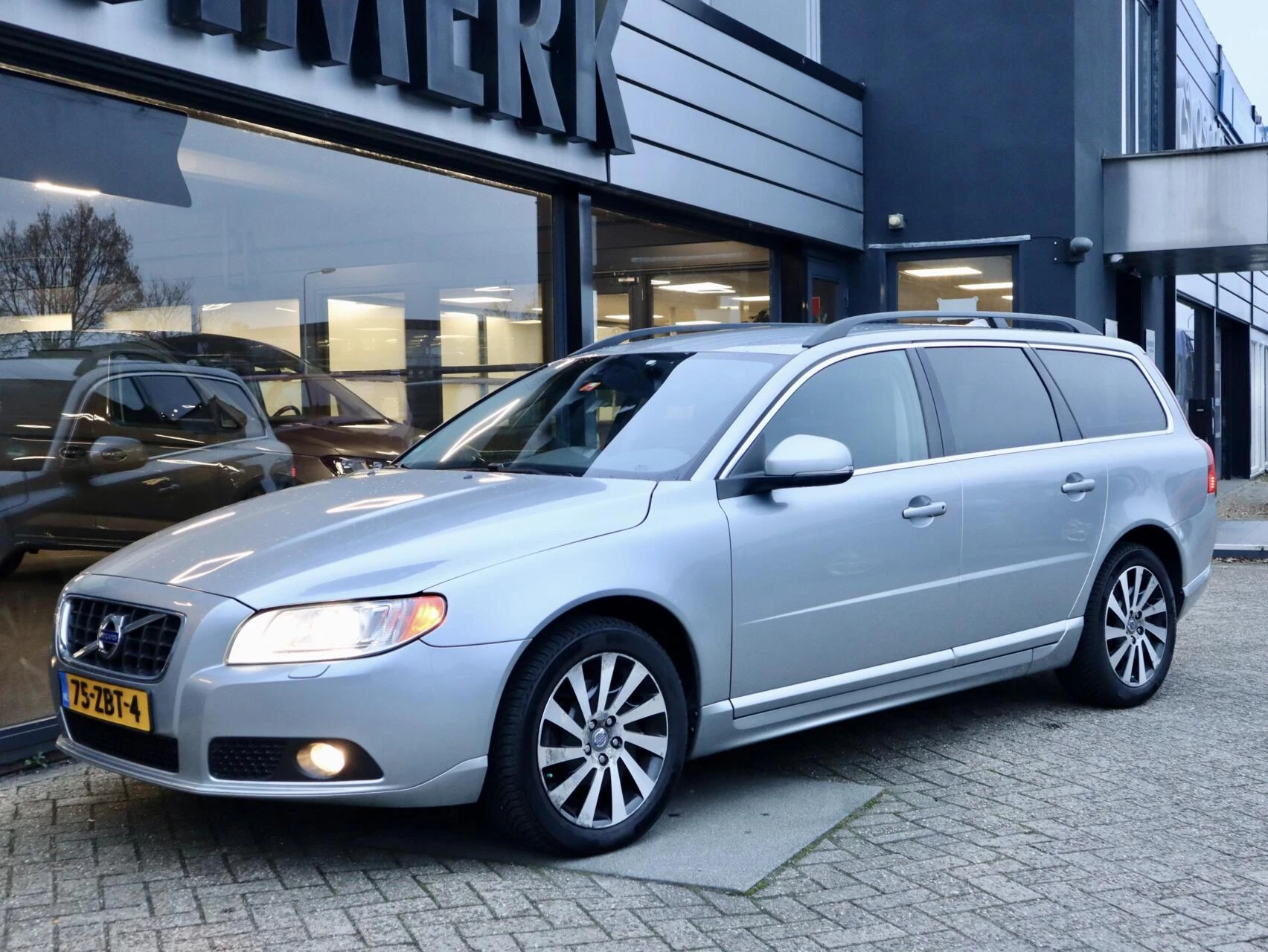 Hoofdafbeelding Volvo V70