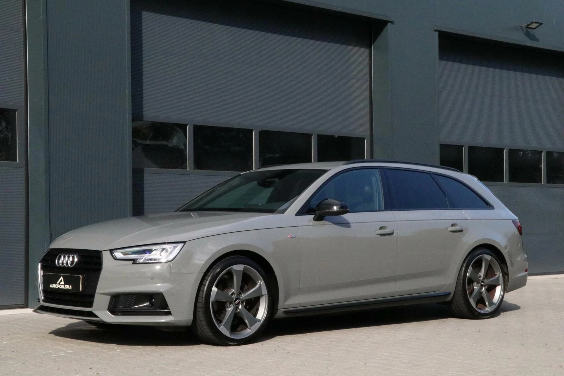 Hoofdafbeelding Audi A4