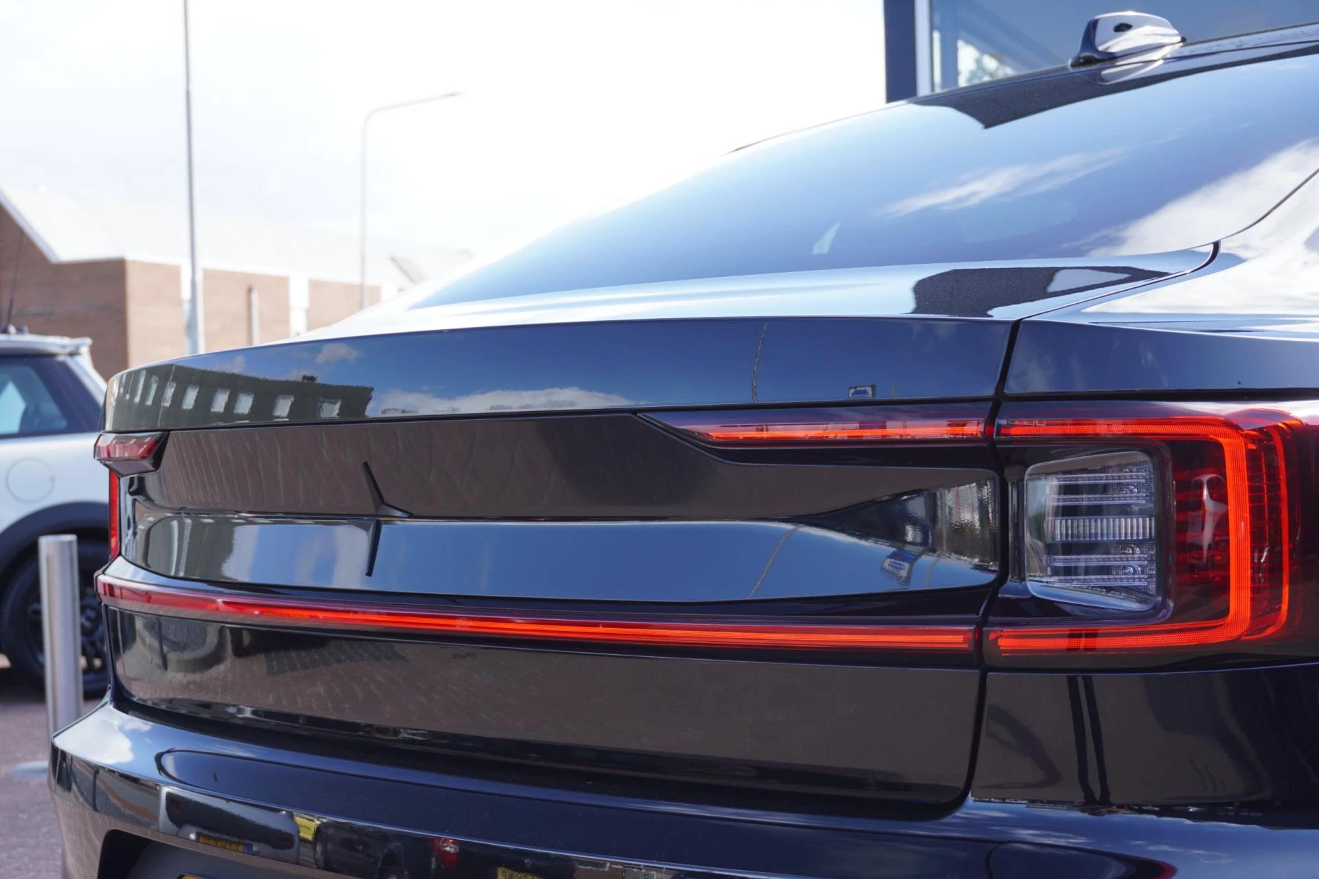 Hoofdafbeelding Polestar 2