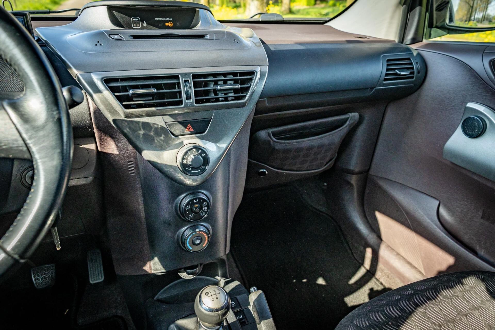 Hoofdafbeelding Toyota iQ