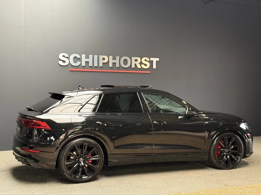 Hoofdafbeelding Audi Q8