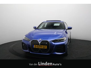 BMW i4 eDrive40 High Executive M Sport 84 kWh SOH 96,8% | Live Cockpit Plus | Schuif\Kanteldak | Head-Up Display | Leer