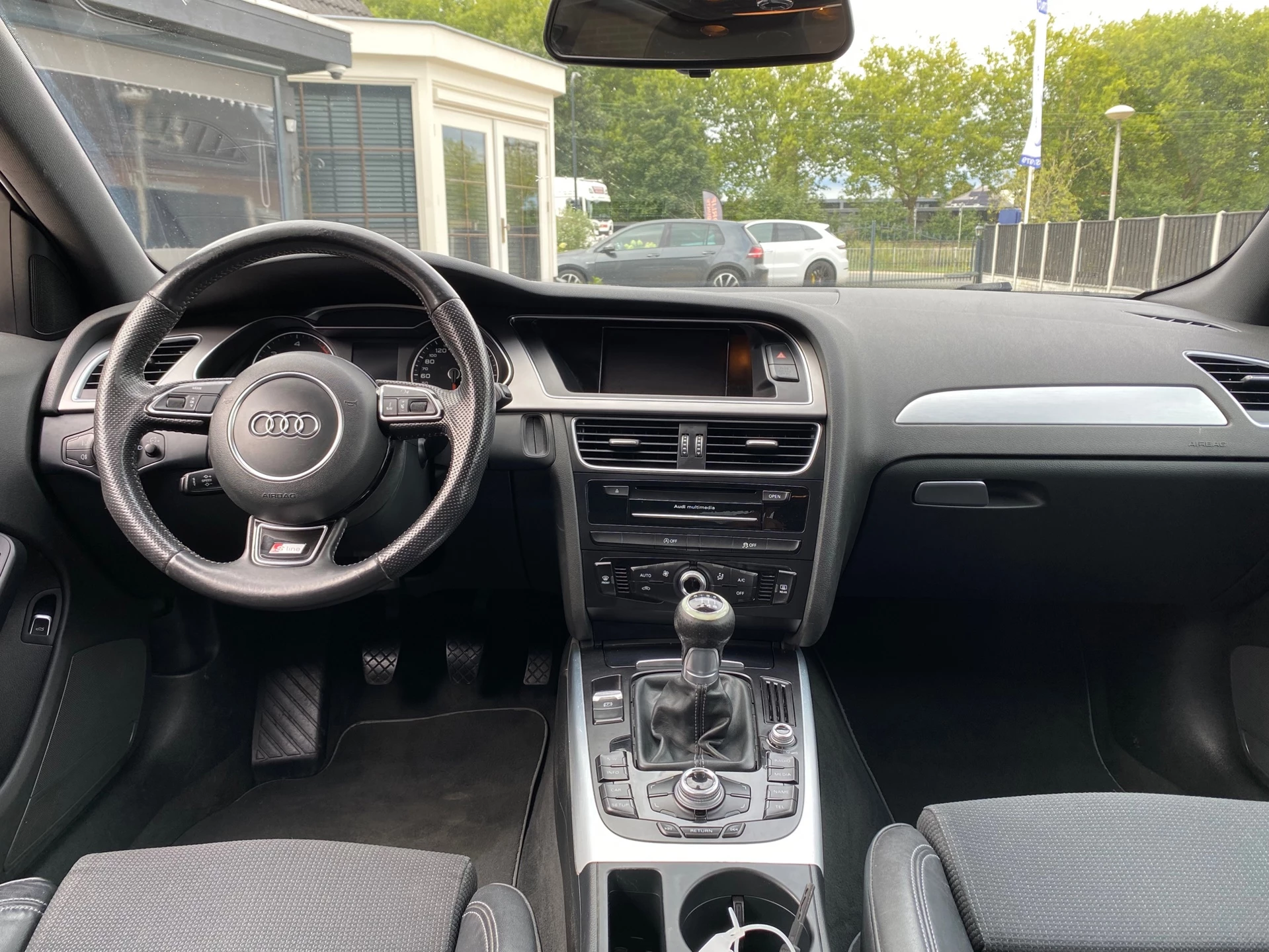 Hoofdafbeelding Audi A4