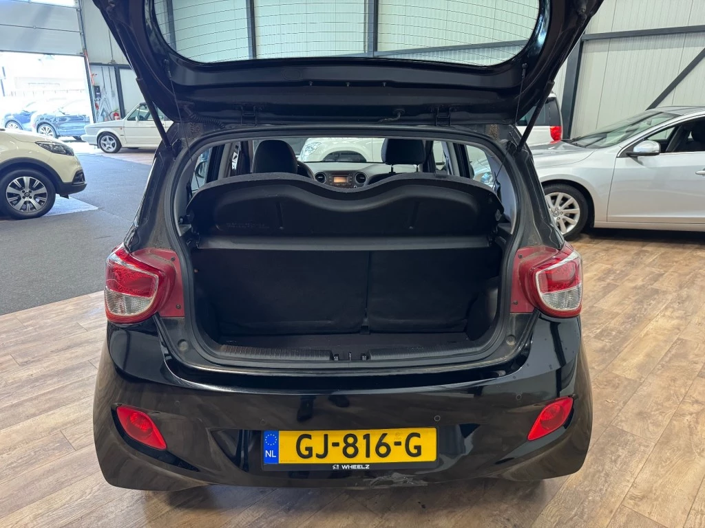 Hoofdafbeelding Hyundai i10