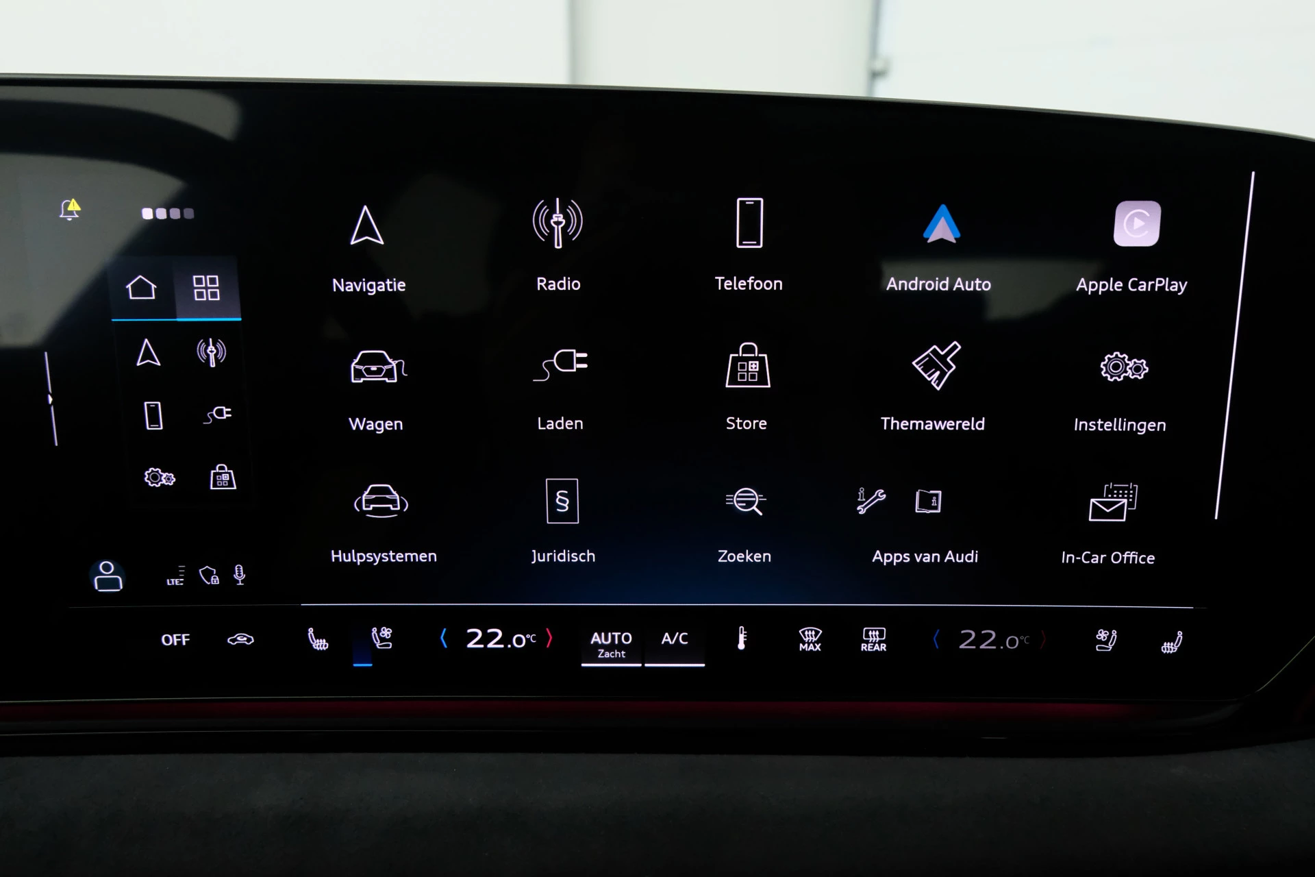 Hoofdafbeelding Audi A6 Avant e-tron